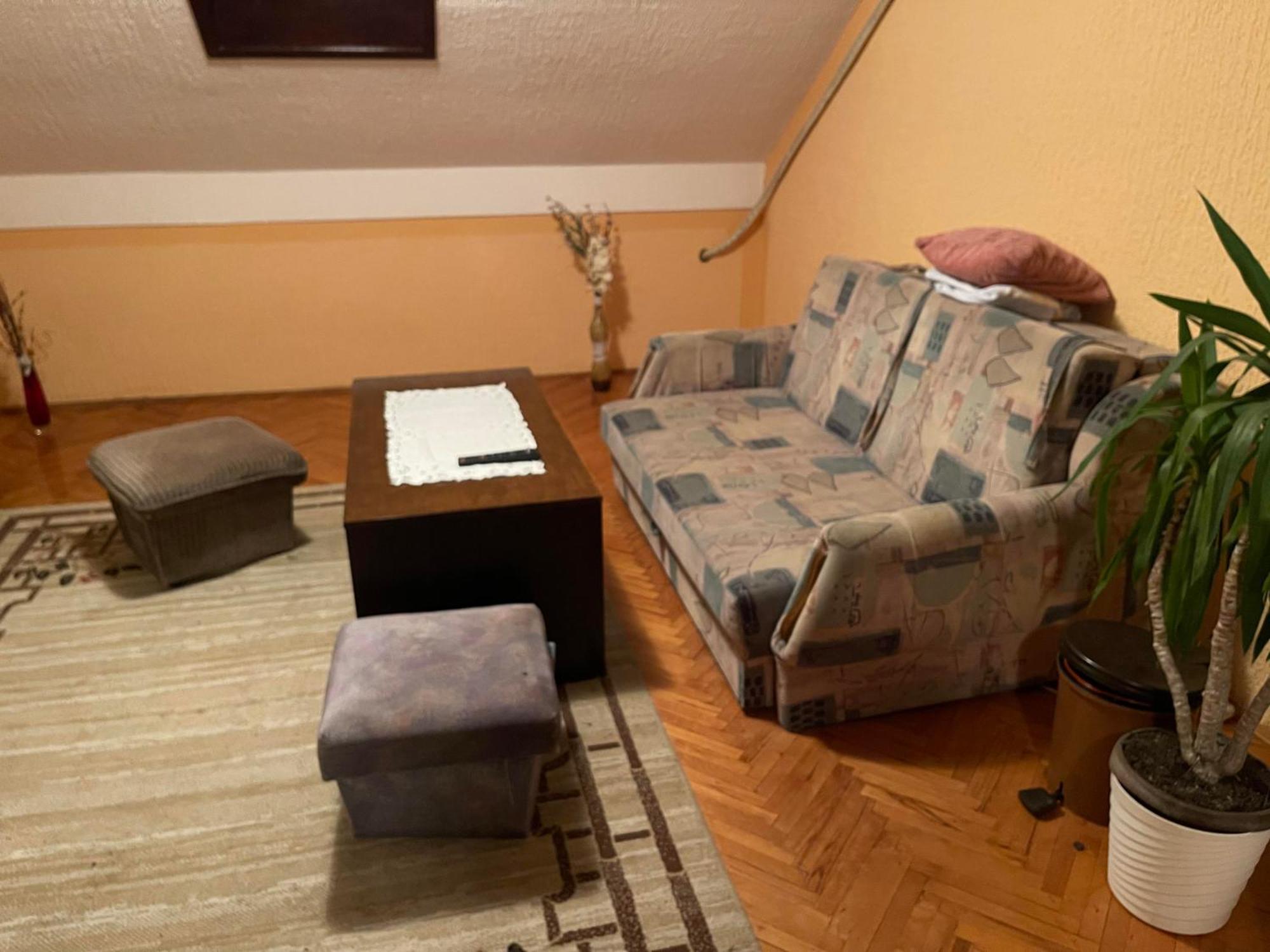 Lavrnic Apatin Exterior foto